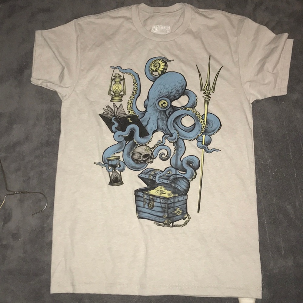 Octopus t shirt
